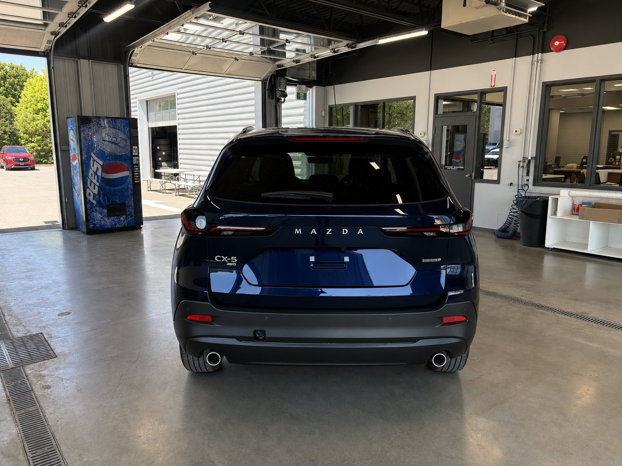 MAZDA CX-5 GS 2026 Bleu marine mica Châteauguay - photo #1
