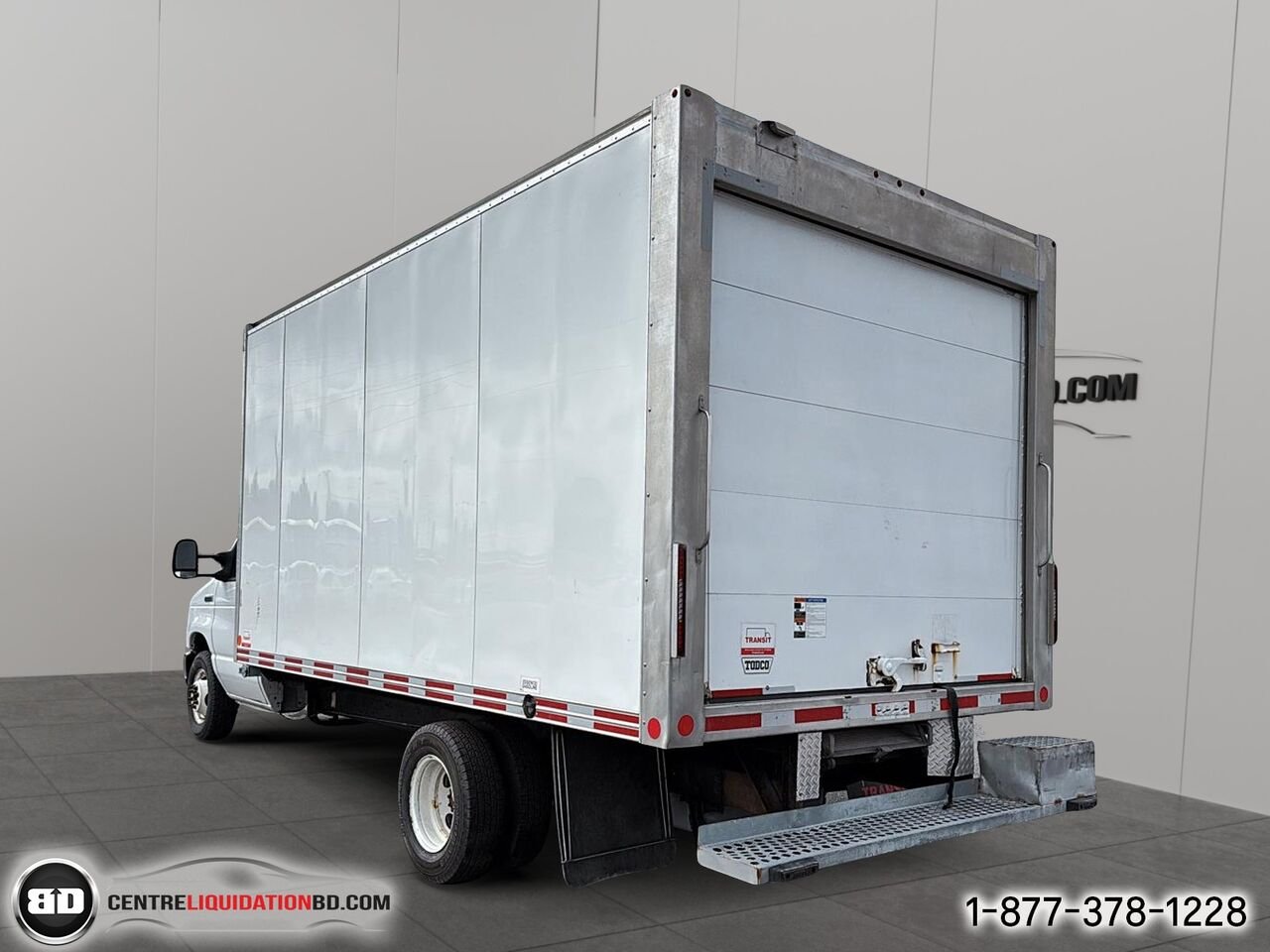 2023 Ford Série E tronqué E-450 176 po RARJ | BD0181 White Granby - photo #7