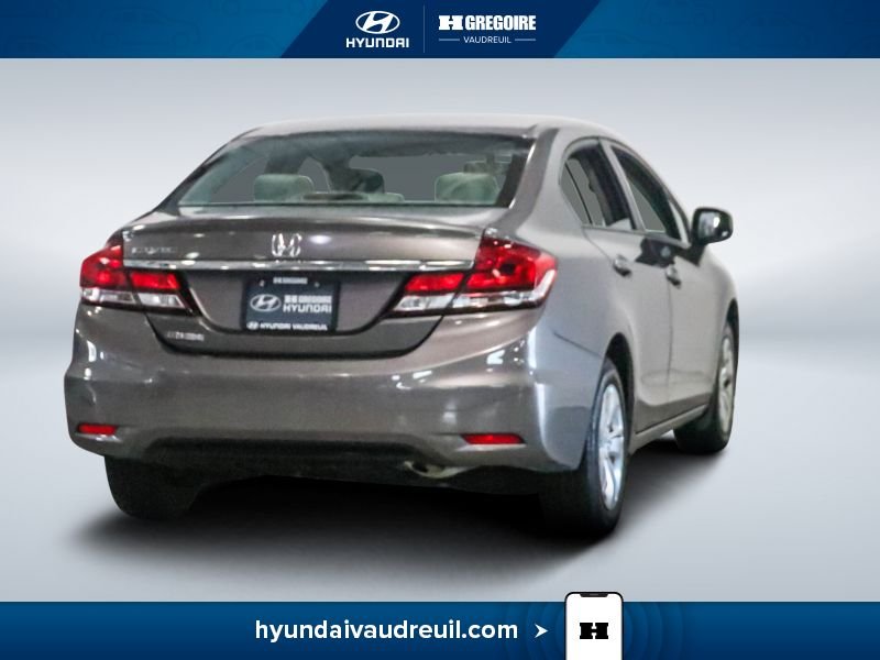 Honda Civic YA888 | LX 4 portes, boîte automatique 2013 Gris Laval - photo #10