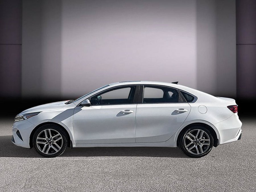2022 Kia Forte EX | volant chauffant | mags White