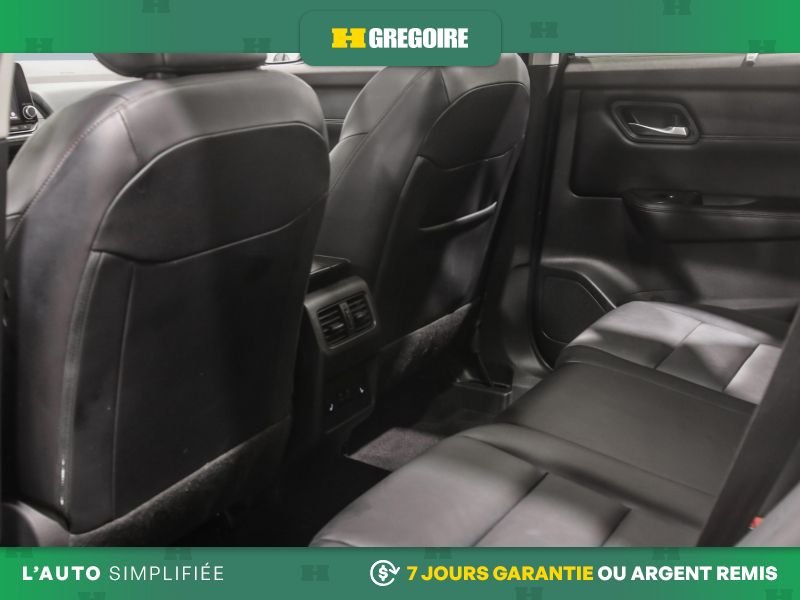 2023 Nissan Rogue White Saint-Eustache - photo #26