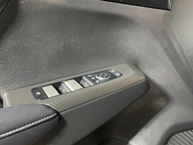 2024 Mitsubishi Outlander Plug-In Hybrid Grey  - photo #12