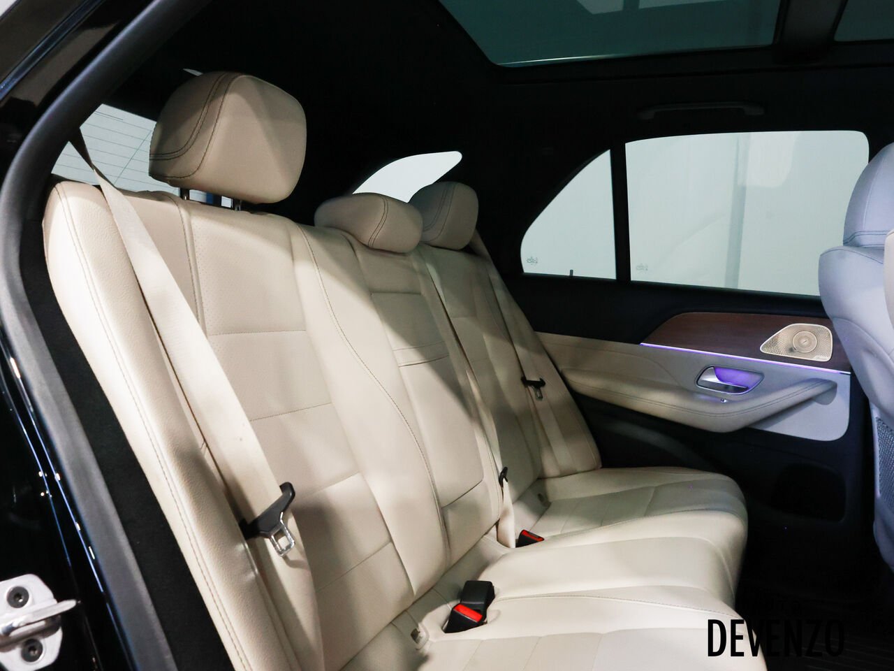 2022 Mercedes-Benz GLE Black Saint-Eustache - photo #9