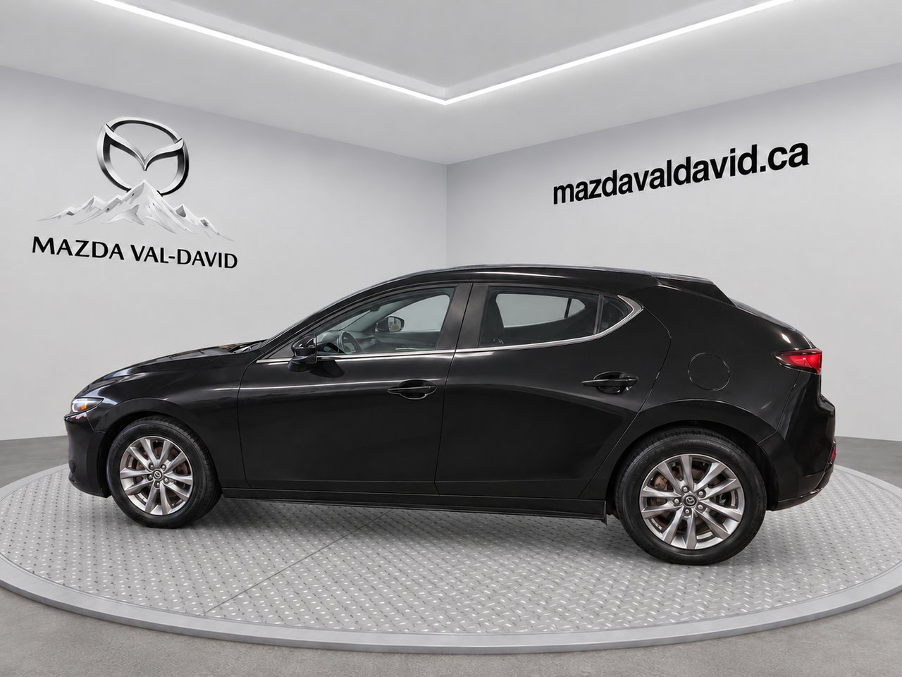 Mazda 3 Sport 2024 Noir Val-David - photo #1