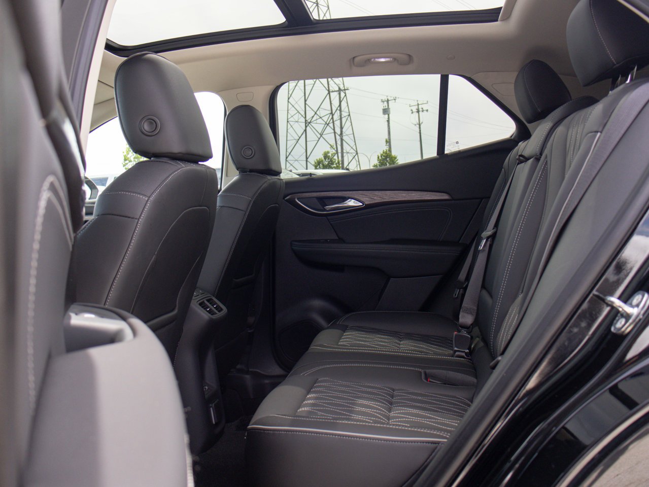 2022 Buick Envision AWD 4dr Avenir Black Sherwood Park - photo #33
