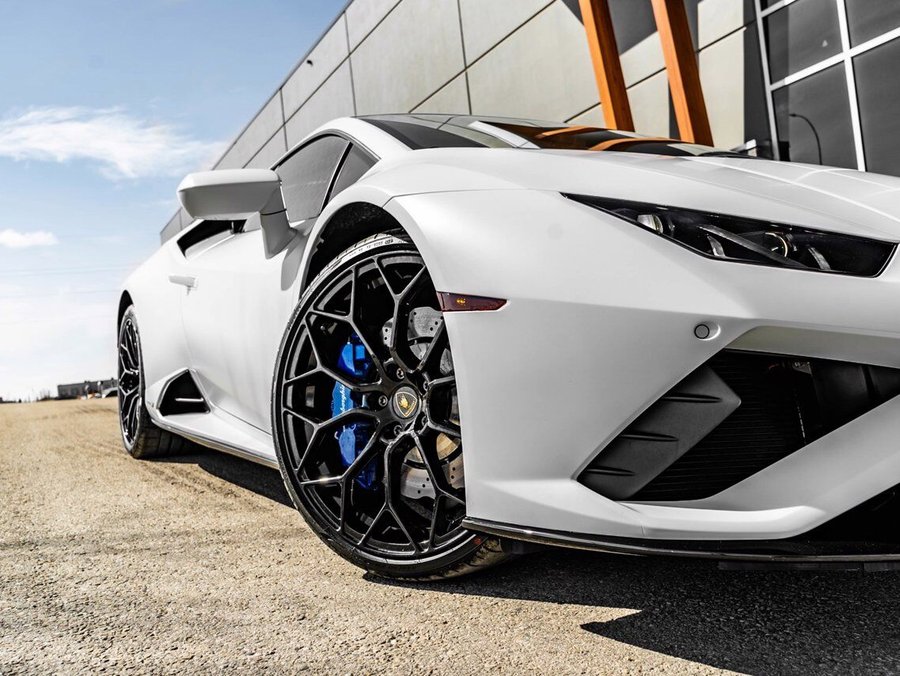 2022 Lamborghini Huracan EVO 2022 White