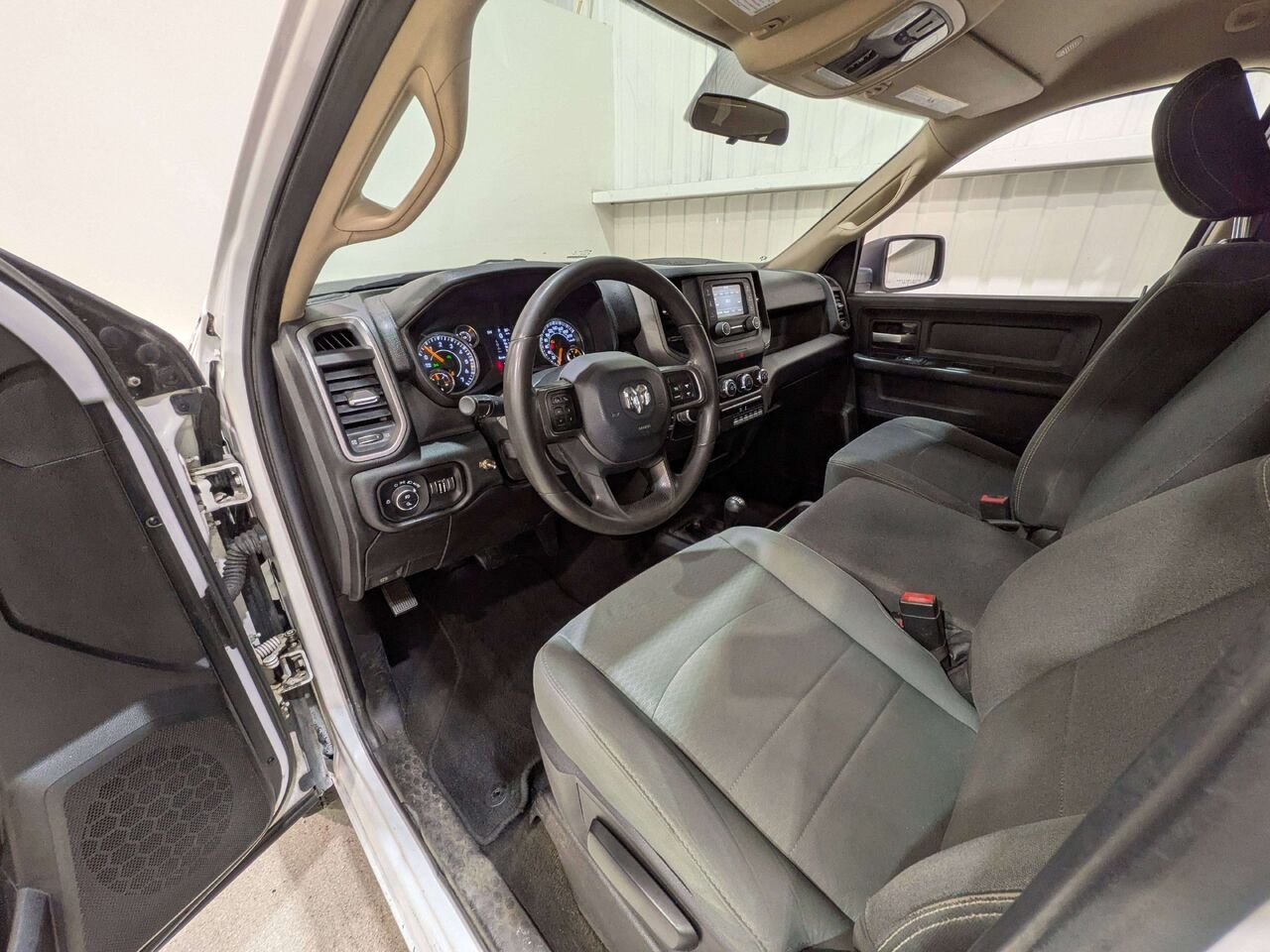 Ram 2500 Tradesman 4x4 Crew Cab 8' Box 2019 Blanc Val-David - photo #10