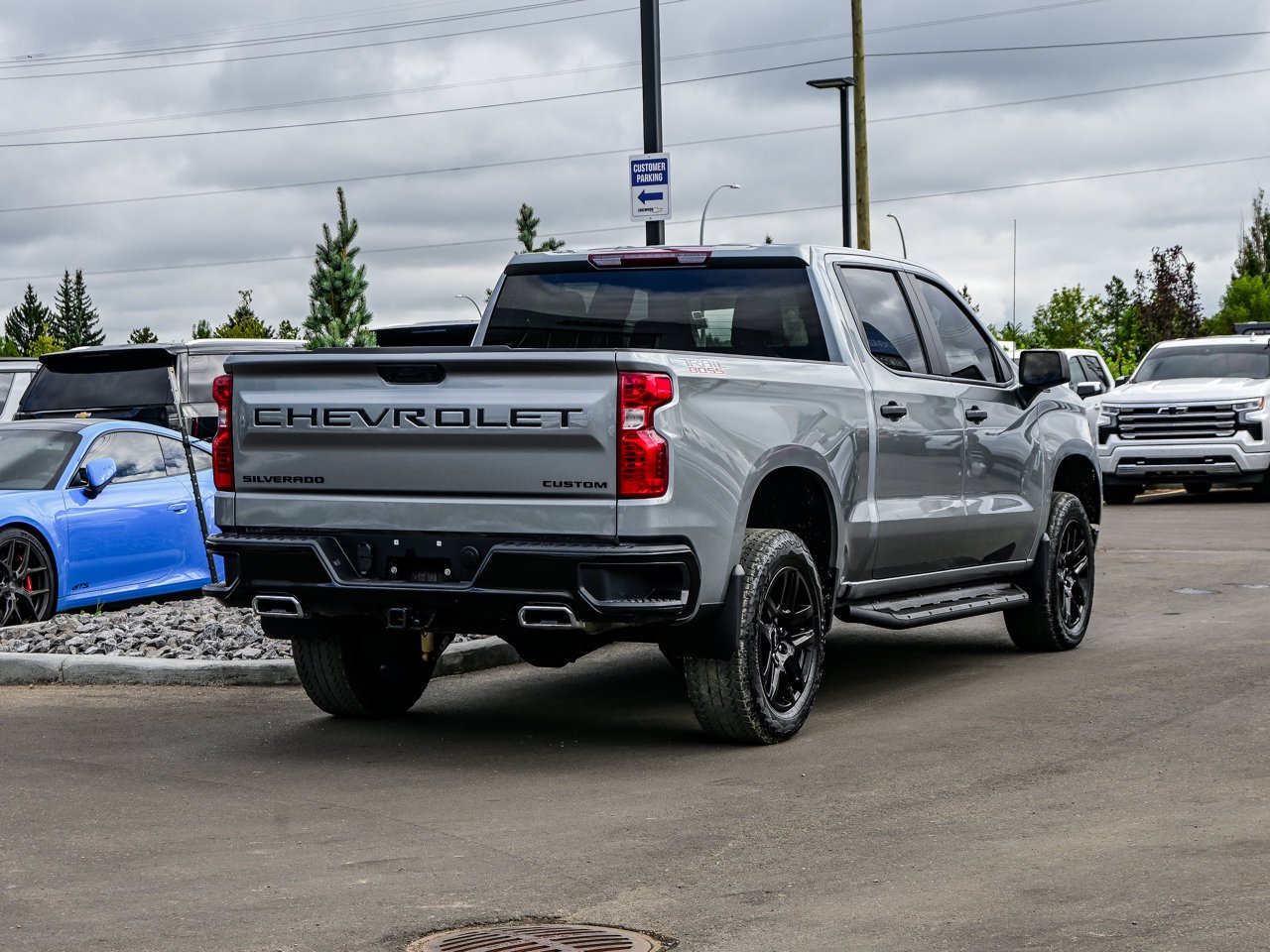 2024 Chevrolet Silverado 1500 4WD Crew Cab 147 Custom Trail Boss Grey Sherwood Park - photo #12