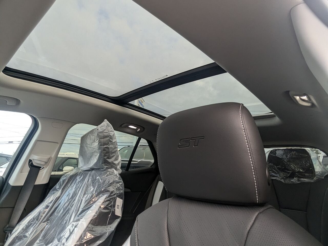 Buick Envision Tourisme sport 4 portes TI 2026 Ébène crépuscule métallisé Thetford Mines - photo #7