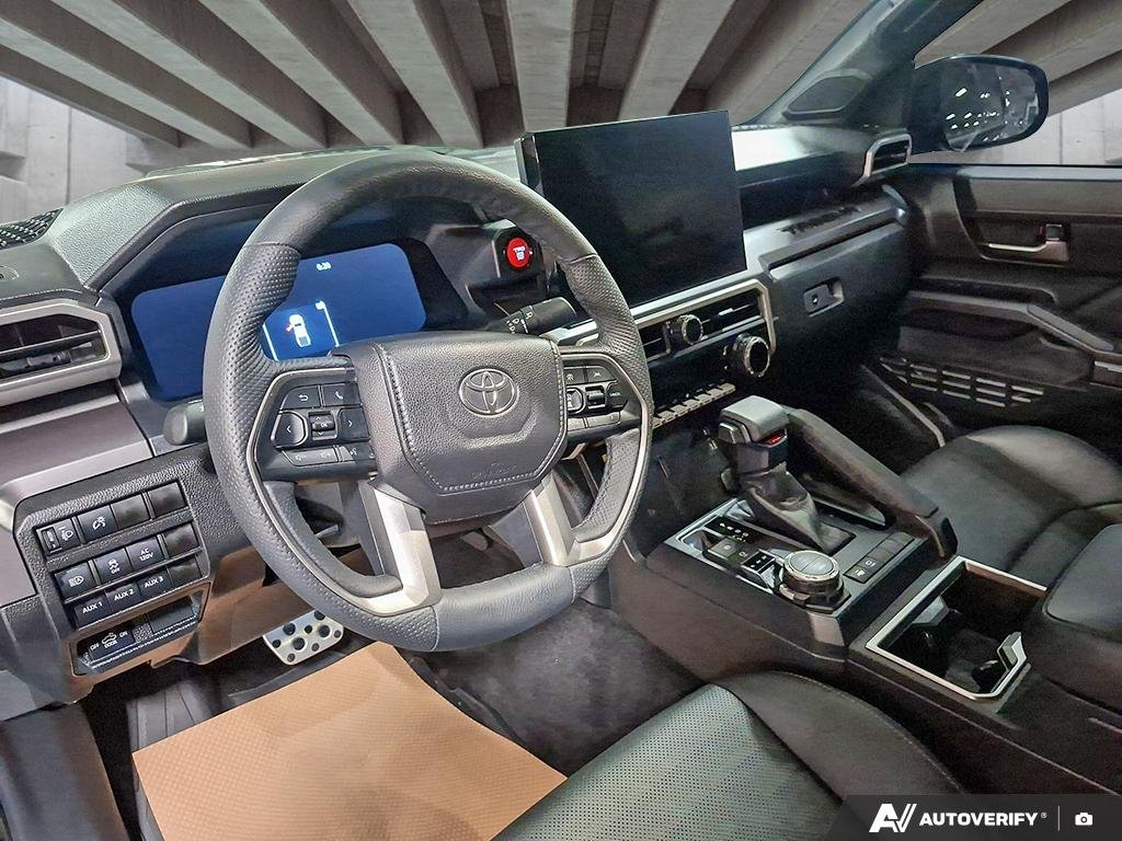 2025 Toyota Tacoma S2502517 | 4x4 Double Cab Auto | LB5JNA Black Edmonton - photo #11
