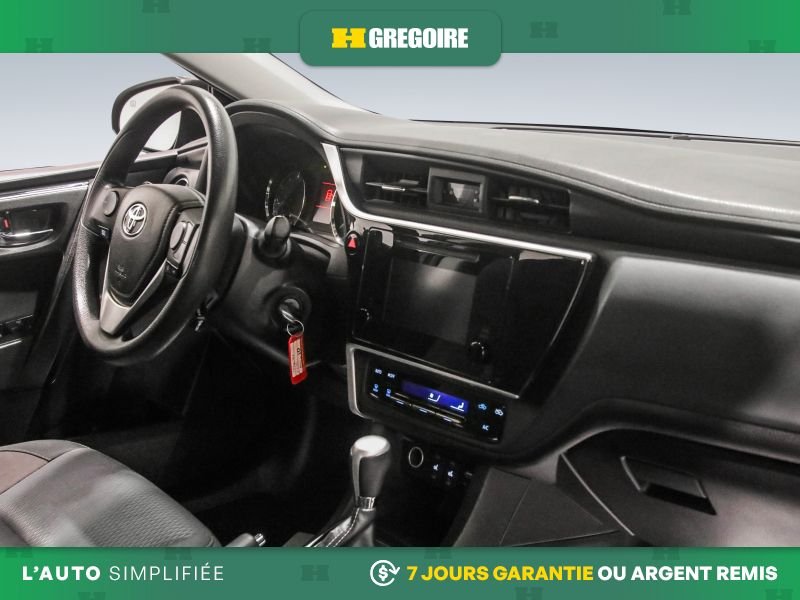 2019 Toyota Corolla Black Laval - photo #29