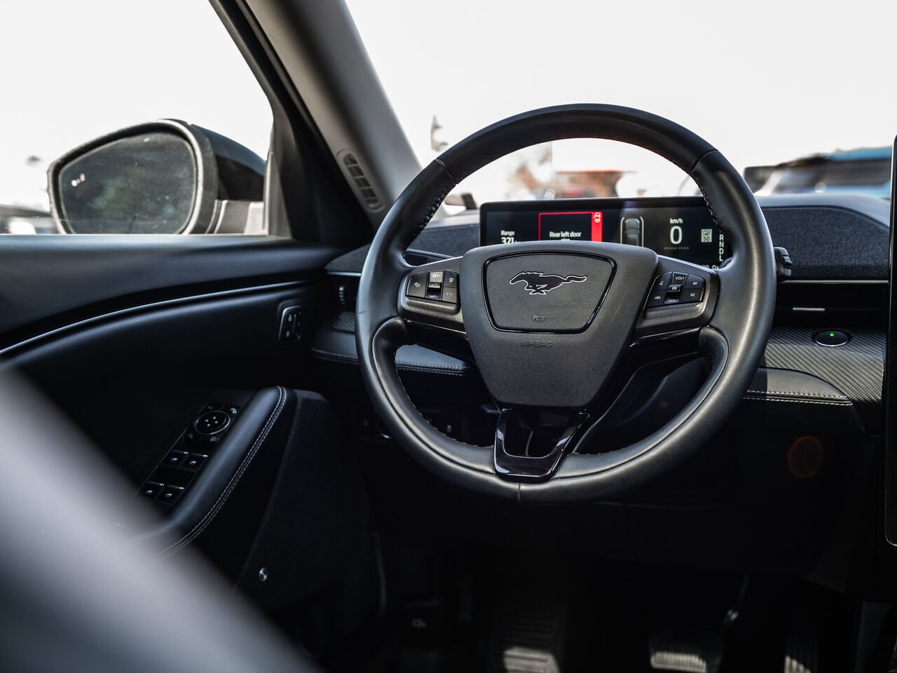 2023 Ford Mustang Mach-E Black Sainte-Julienne - photo #33