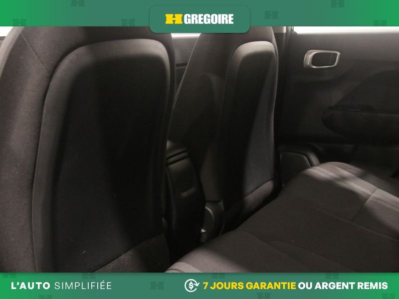 2020 Hyundai Venue Black Saint-Eustache - photo #23