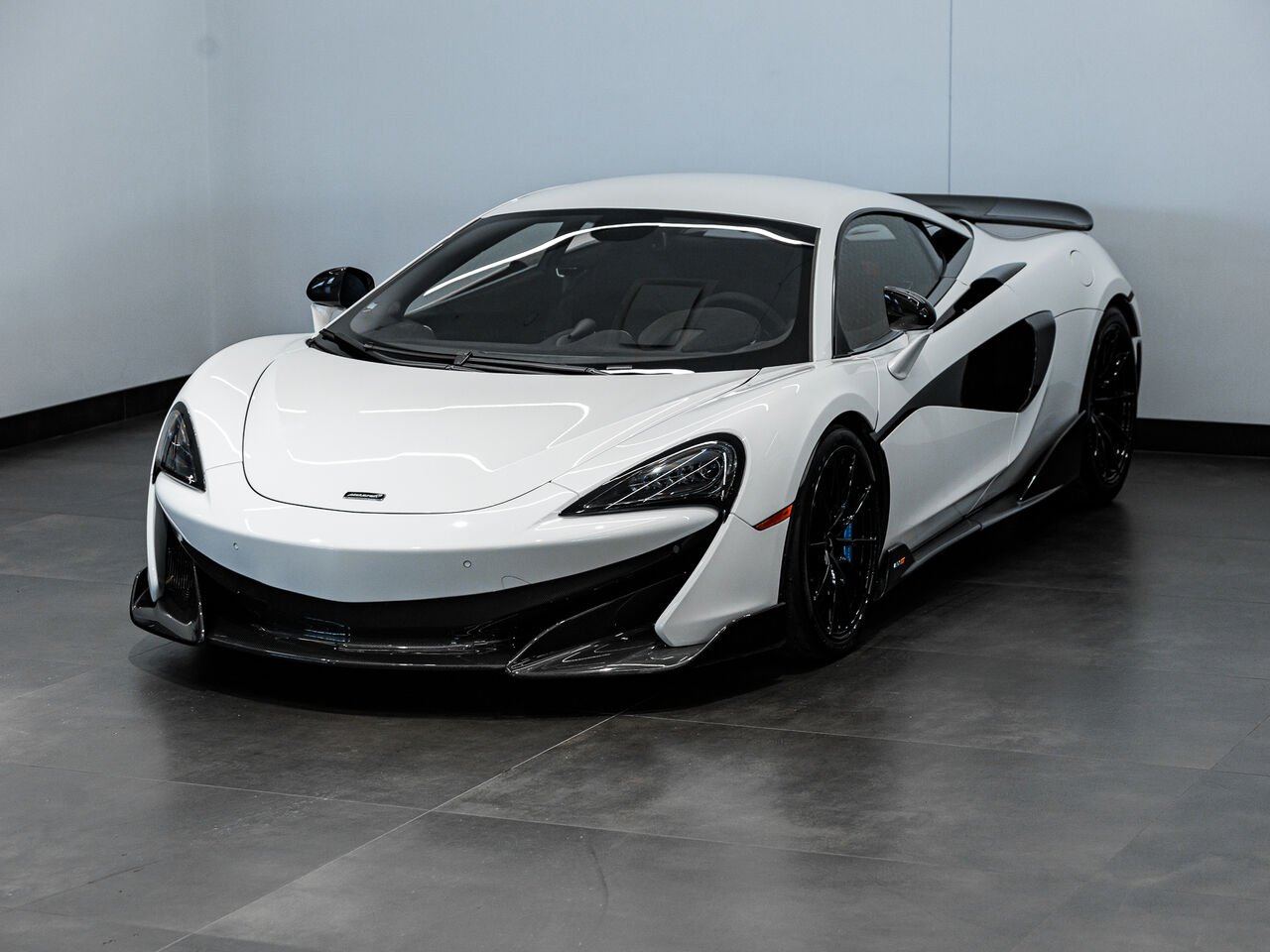2019 McLaren 600LT White Saint-Eustache - photo #4