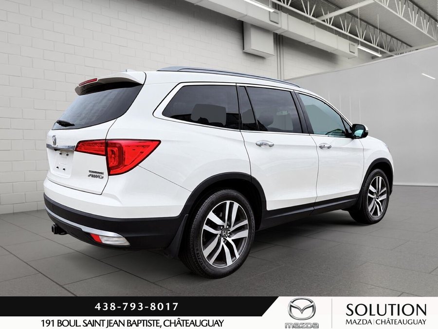 2017 Honda Pilot TOURING White