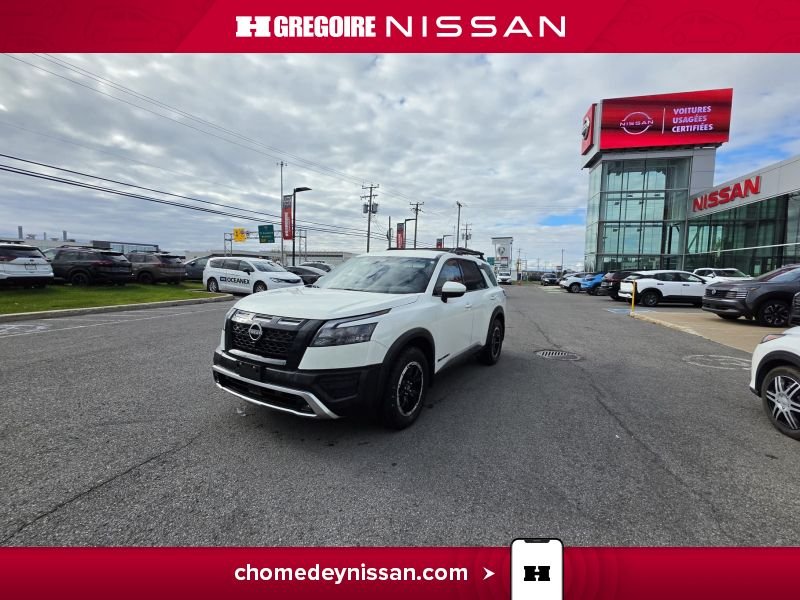 Nissan Pathfinder 2024 Blanc Laval - photo #4