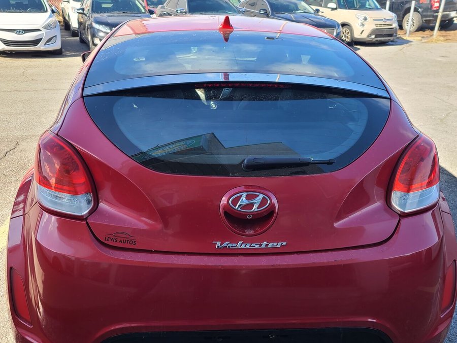 2012 Hyundai Veloster 2012 Red
