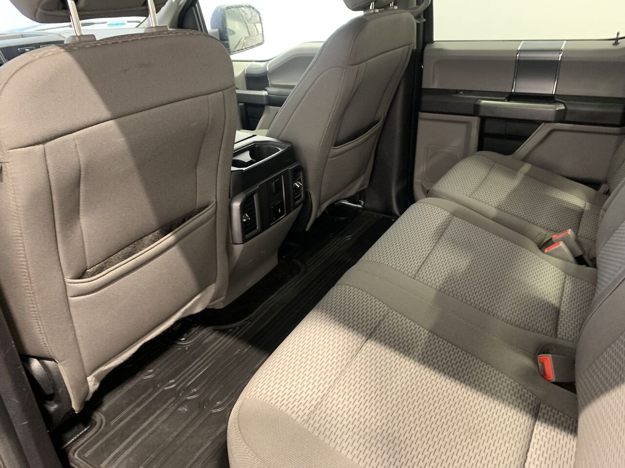 Ford F-150 SUPERCREW XLT 2018 Noir Saint-Eustache - photo #21