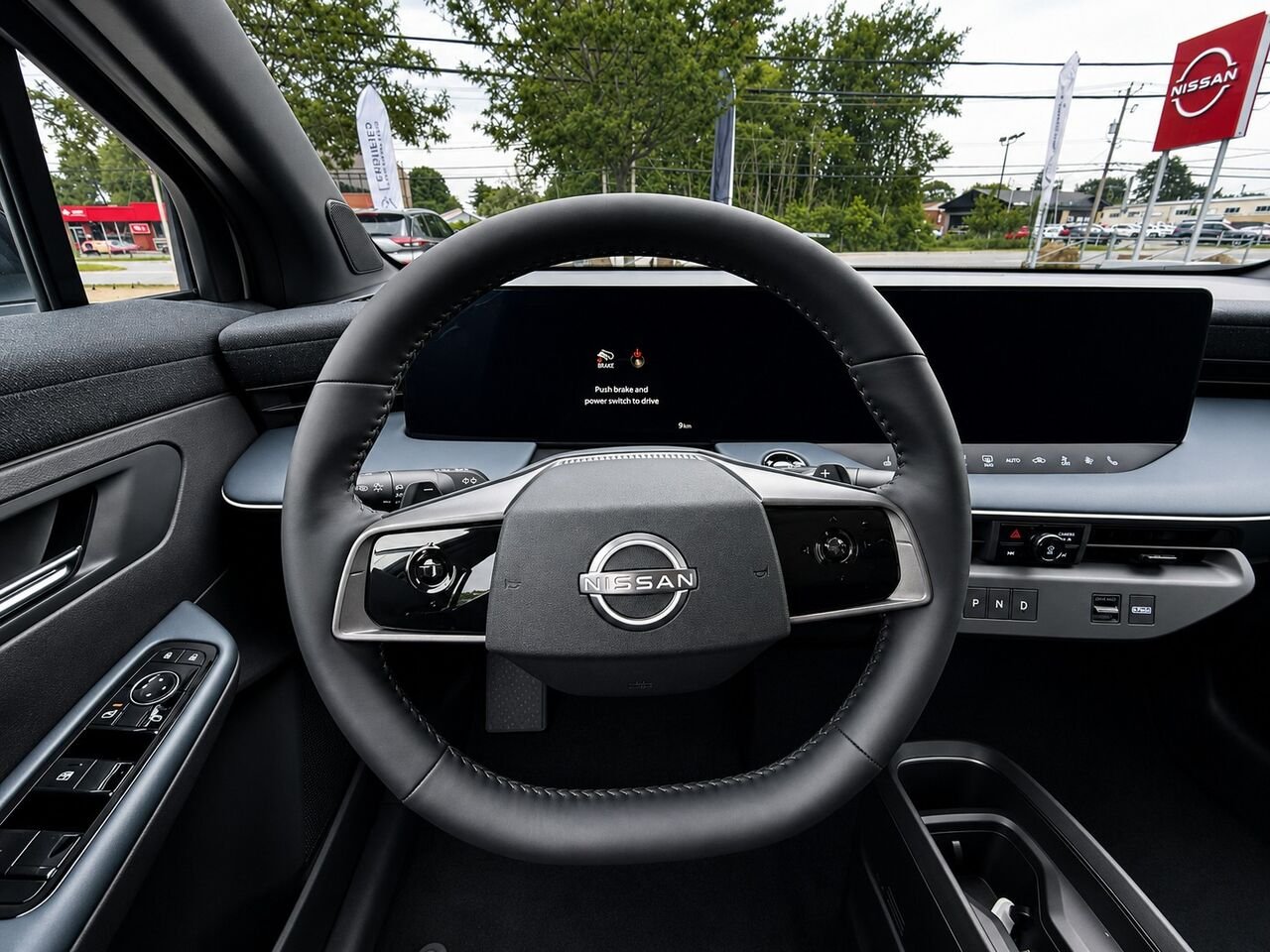 2026 NISSAN LEAF LEAF SV+ Everest White Pearl Tricoat/Black Châteauguay - photo #11