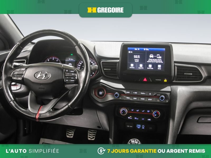 2019 Hyundai Veloster White Blainville - photo #17