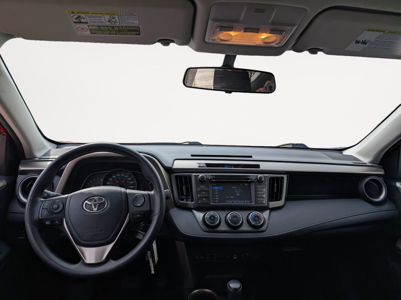 Toyota RAV4 LE/SIÈGES CHAUFFANTS/CAMÉRA DE RECUL/BLUETOOTH/AC/ 2015 Rouge Sherbrooke - photo #15