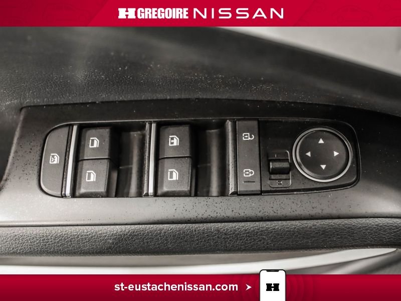 2022 Kia Soul White Saint-Eustache - photo #24