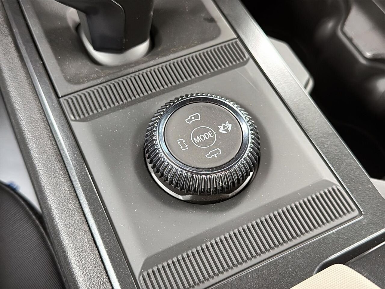 2026 GMC HUMMER EV SUV HUMMER EV 2X Void Black Saint-Hyacinthe - photo #14