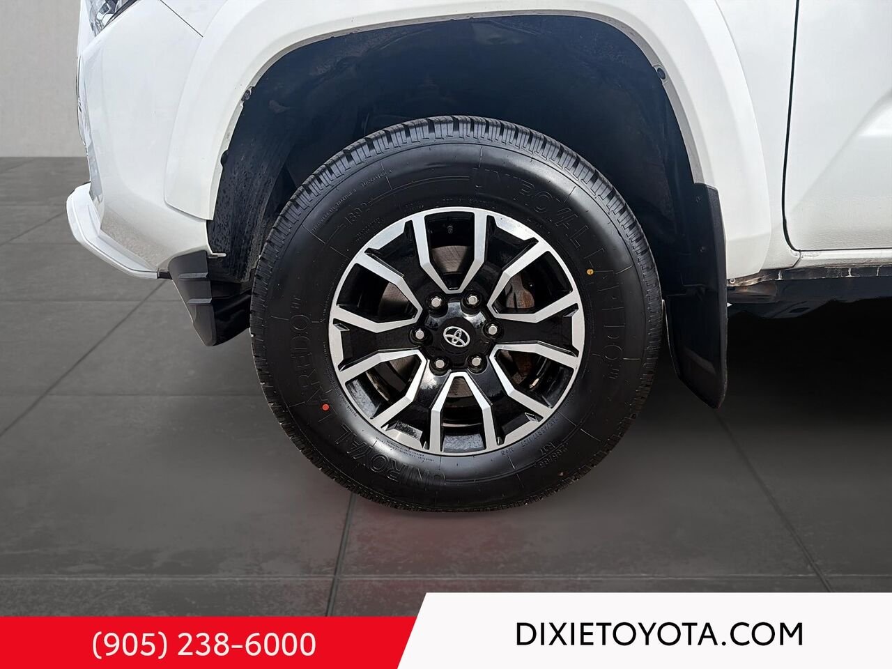 2023 Toyota Tacoma TRD SPORT 4WD / V6 / HEATED SEATS / TOYOTA SAFETY SENSE / CARPLAY AND ANDROID AUTO White Mississauga - photo #6