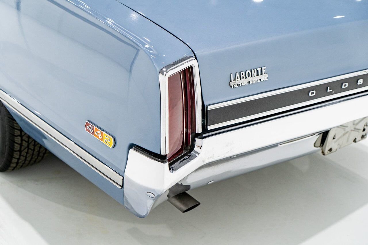 Oldsmobile 442 PRIX EN USD | Matching# 400cu.in. 4-Speed 1966 Bleu Montréal - photo #42