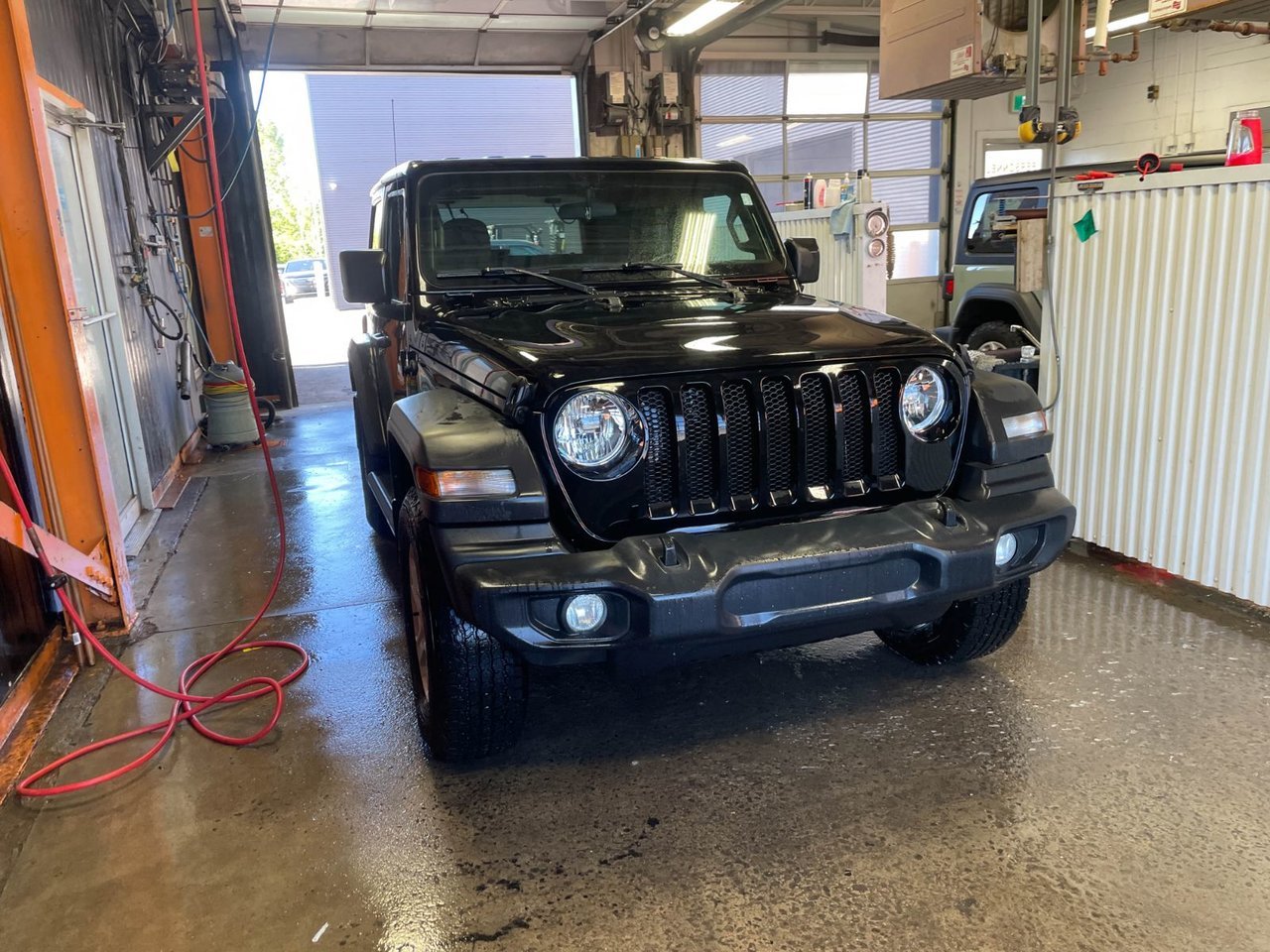 2022 Jeep Wrangler SPORT S 4X4 V6 *TOIT DUR* CARPLAY ALPINE *BAS KM* Black Saint-Jérôme - photo #8