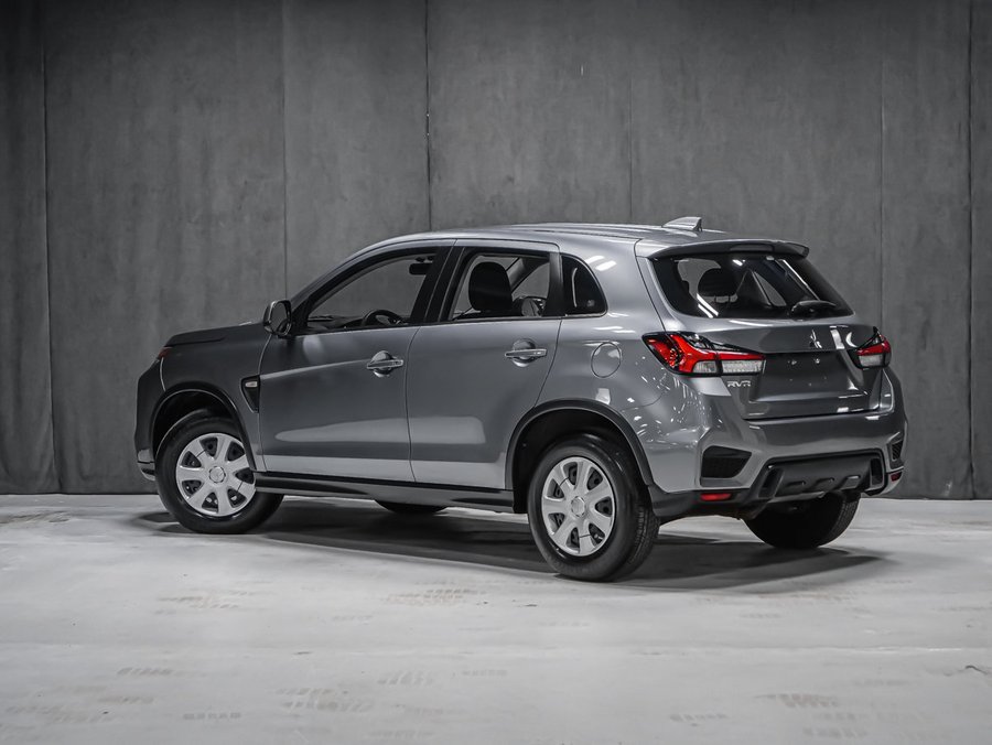Mitsubishi RVR ES 2025 Gris