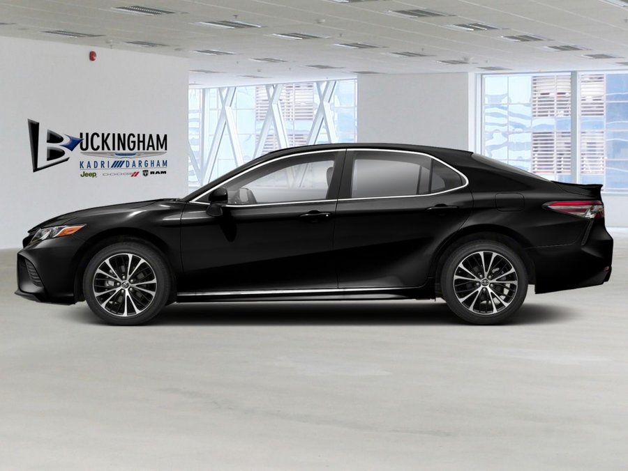 Toyota Camry SE 2018 Noir