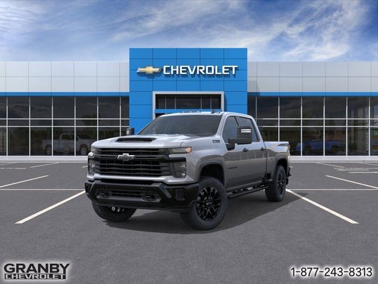 Chevrolet Silverado 2500HD Custom cabine multiplace 4RM 159 po 2026 GRIS STERLING METALLISE