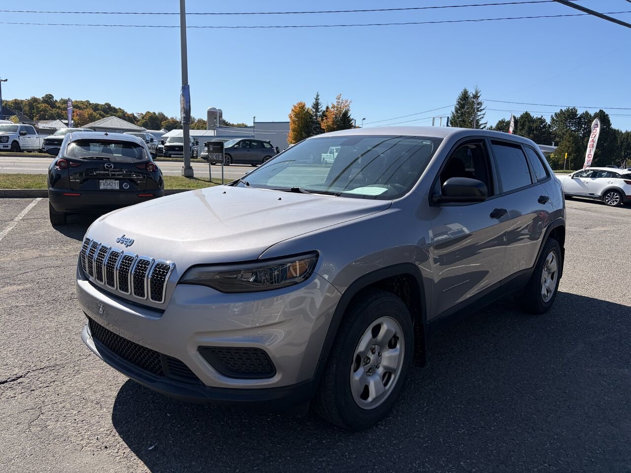 2019 Jeep Cherokee Sport 4x4 Silver Montmagny - photo #2