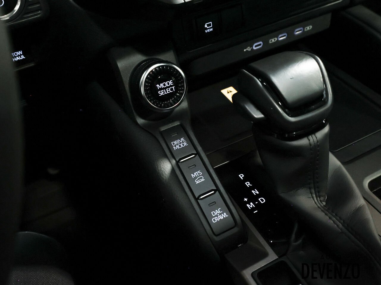 2024 Toyota Land Cruiser Black Saint-Eustache - photo #16