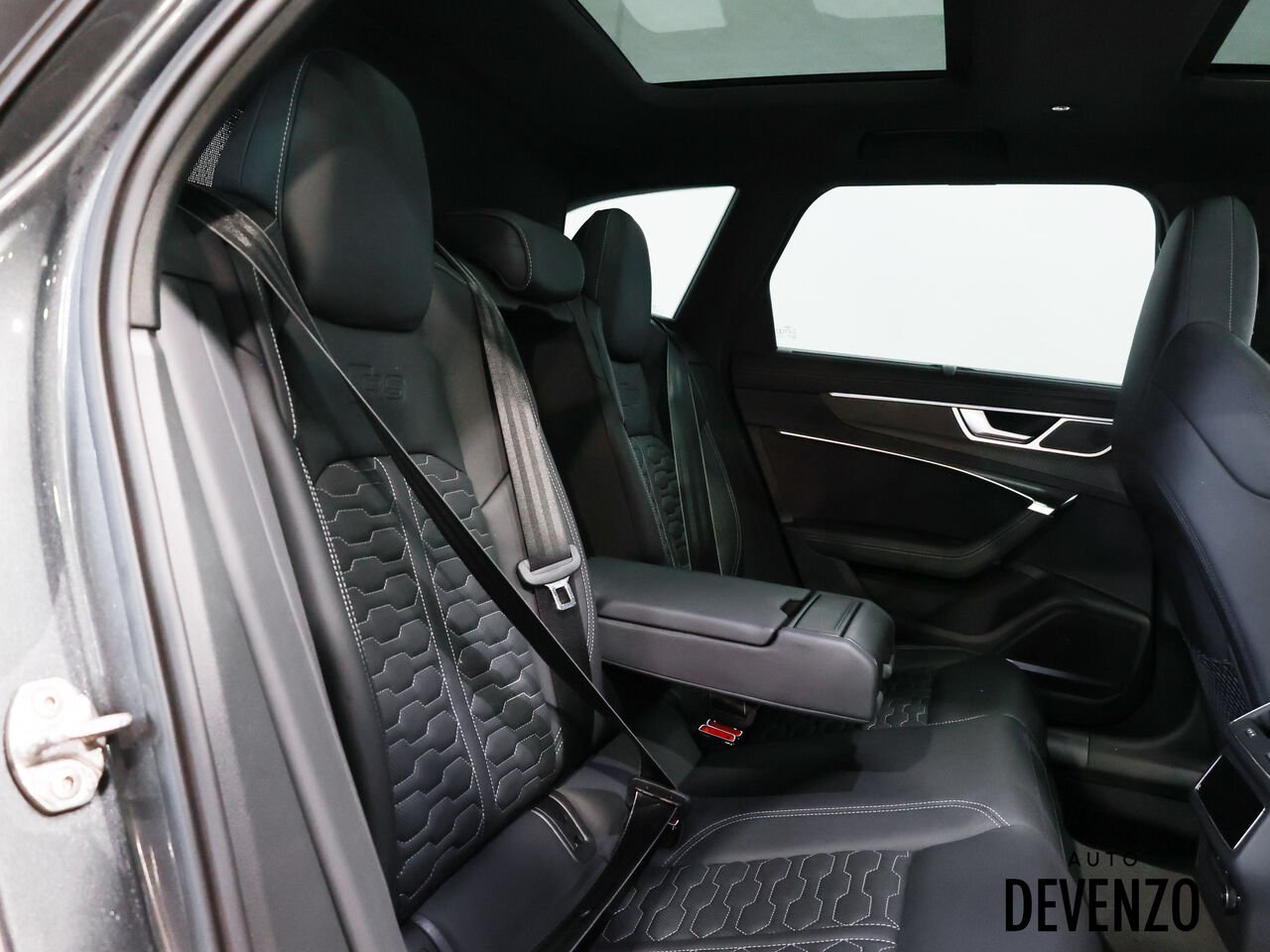 Audi RS6 Avant 2023 Gris Saint-Eustache - photo #9