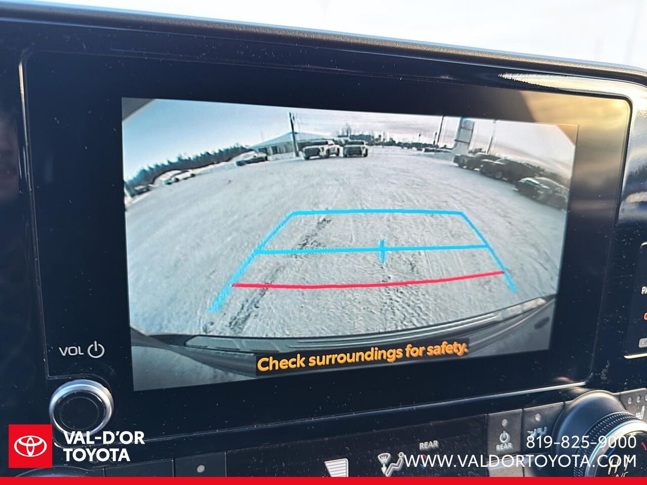2024 Toyota Highlander LE AWD LE AWD Magnetic Grey Metallic Val-d'Or - photo #12