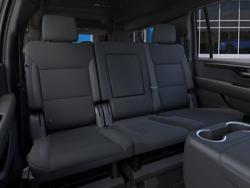 2026 CHEVROLET Suburban 4 RM 4 portes LS BLACK Sherbrooke - photo #16