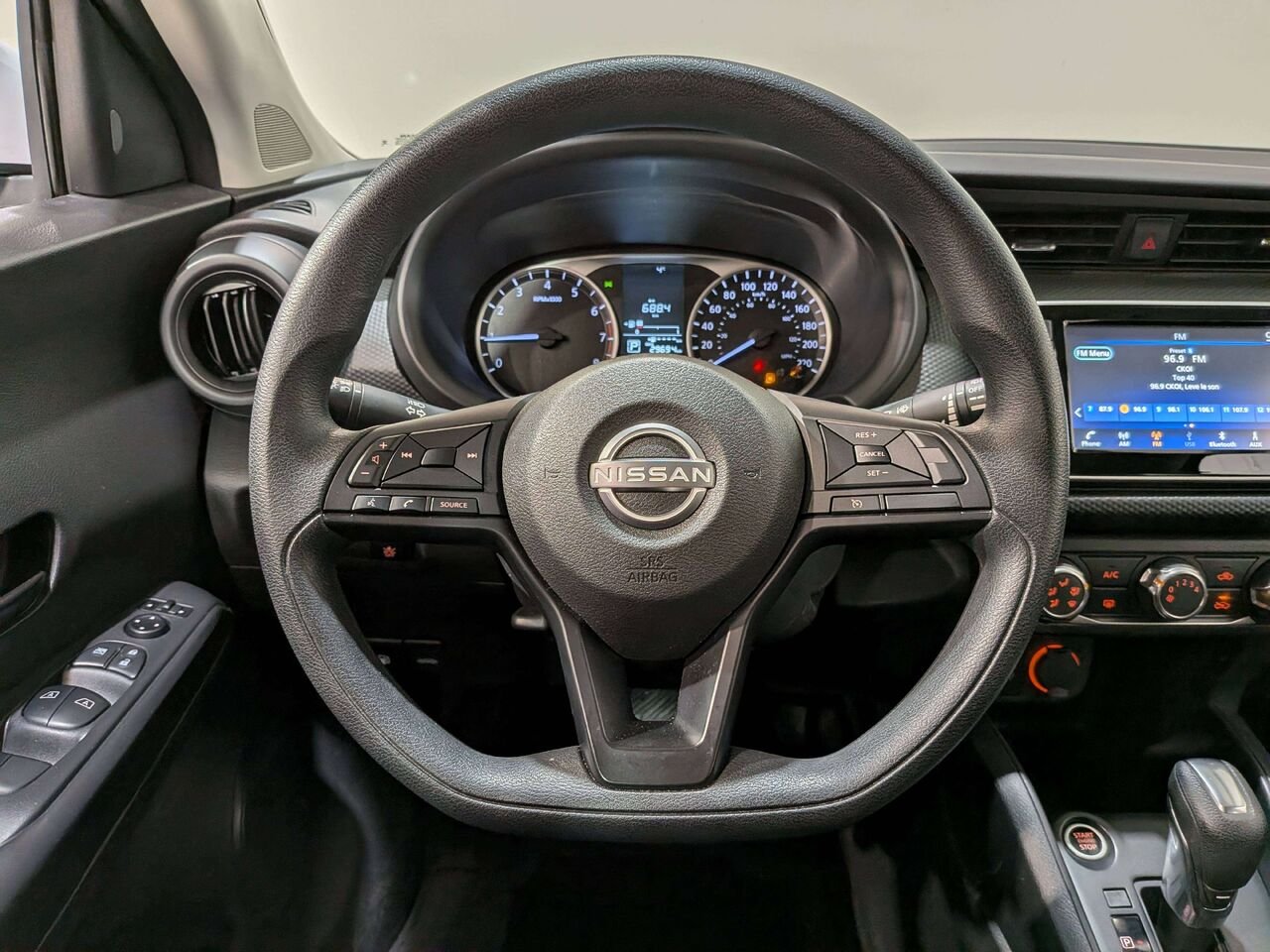 2024 Nissan Kicks S FWD White Val-David - photo #12