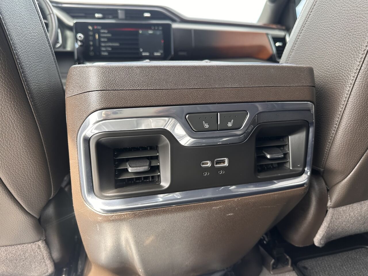 GMC SIERRA K1500 DENALI Denali cabine multiplace 4RM 147 po 2023 Noir Gatineau - photo #16