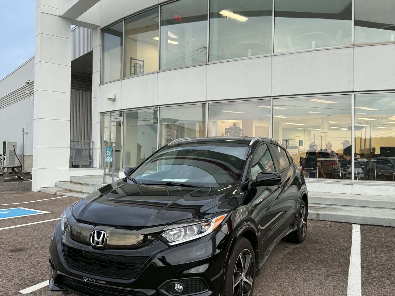 2022 Honda HR-V Sport AWD Sport TI CVT Black Lévis - photo #0