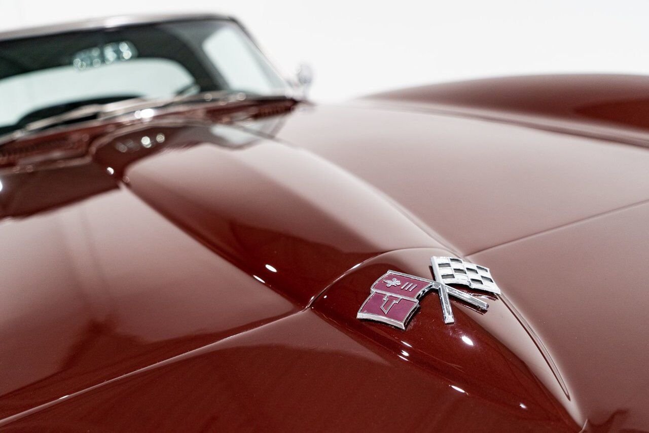 Chevrolet Corvette Fuelie Matching# HG Suffix 327/375HP **PRICE IN USD** 1965 Rouge Montréal - photo #36