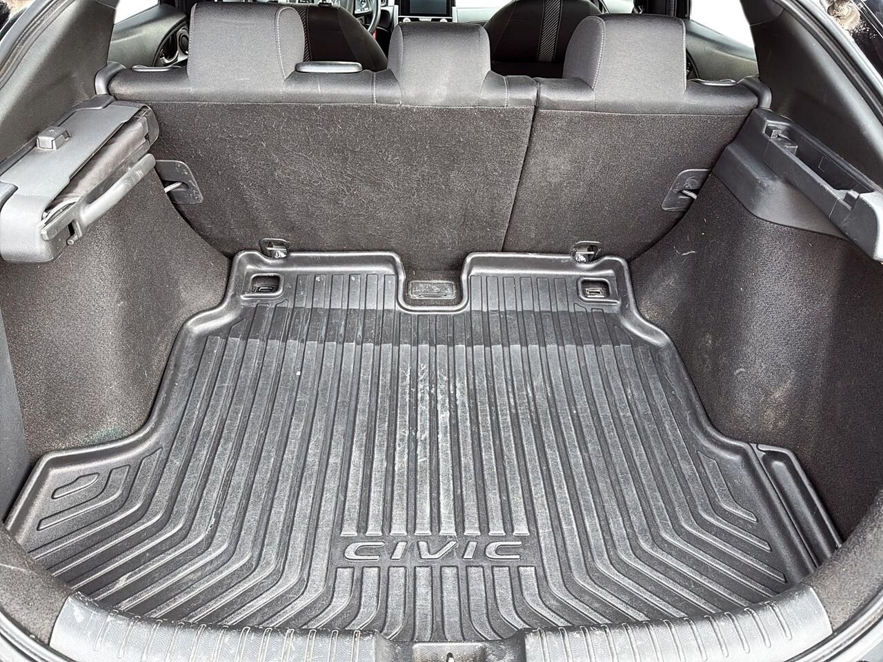 2017 Honda Civic Hayon LX 5 portes BM | BD0398A Black Granby - photo #8