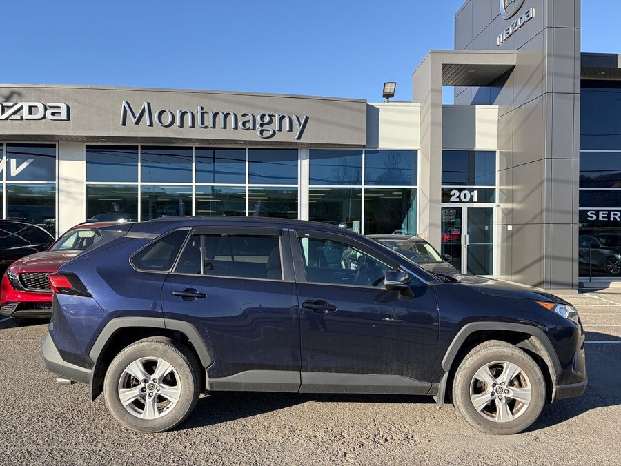 TOYOTA RAV4 XLE/XLE PREMIUM XLE TI 2019 Bleu