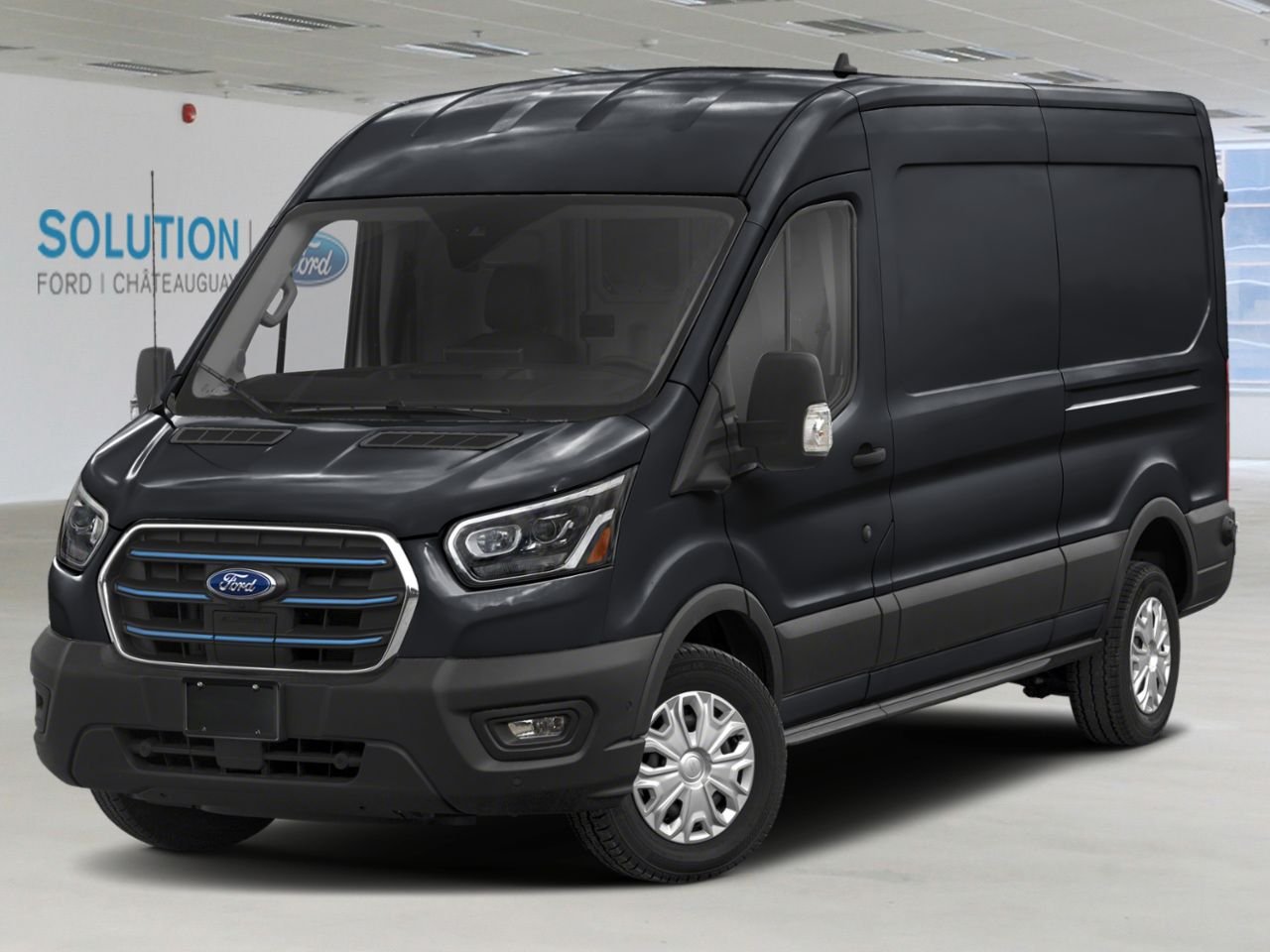 2025 Ford E-Transit Cargo Van Agate Black Metallic Châteauguay - photo #0