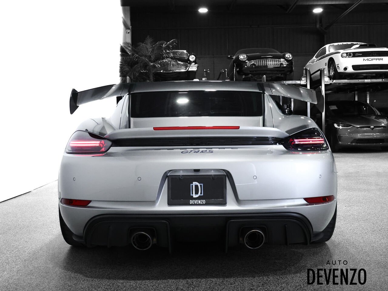 Porsche 718 Cayman GT4 RS Weissach Package 2025 Gris Saint-Eustache - photo #5