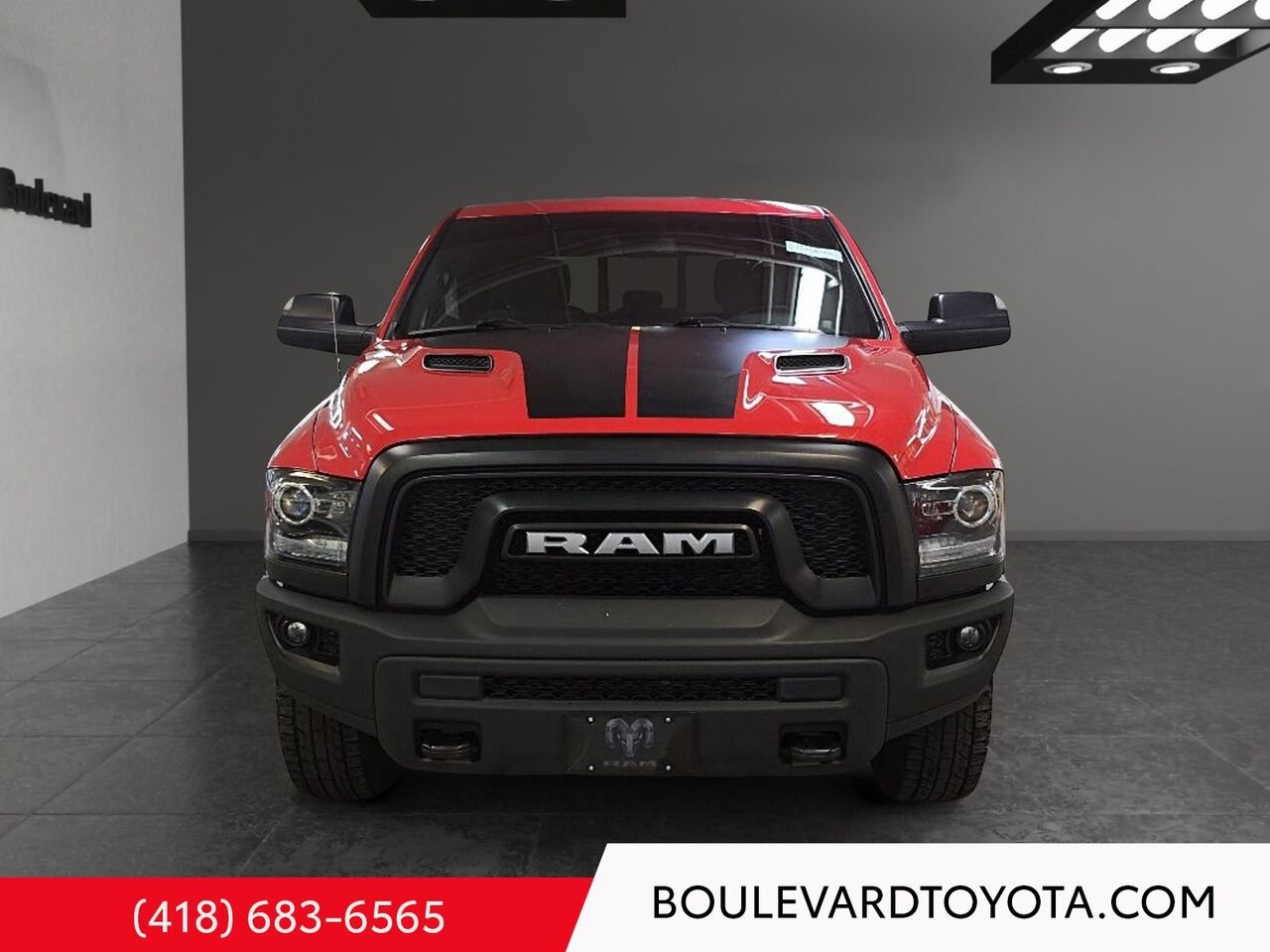2021 Ram 1500 CLASSIC 100207B-50 | WARLOCK, 4X4 CABINE DE 5 PI 7 PO Red Québec - photo #2