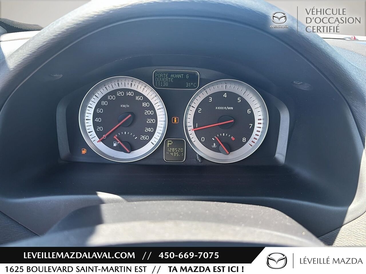 2012 Volvo C70 Décapotable 2 portes T5 Red Laval - photo #10