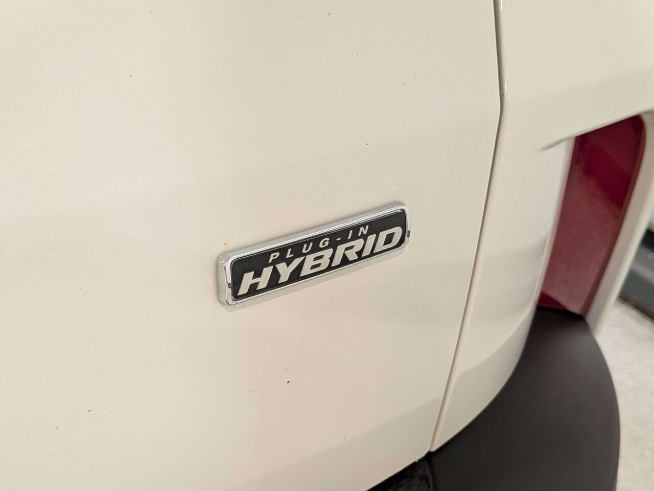 2022 Ford Escape Titanium Plug-In Hybrid FWD White Val-David - photo #39
