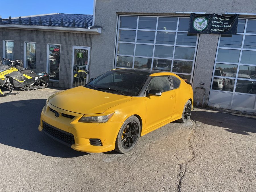 Scion tC 2 portes, boîte automatique 2012 Jaune